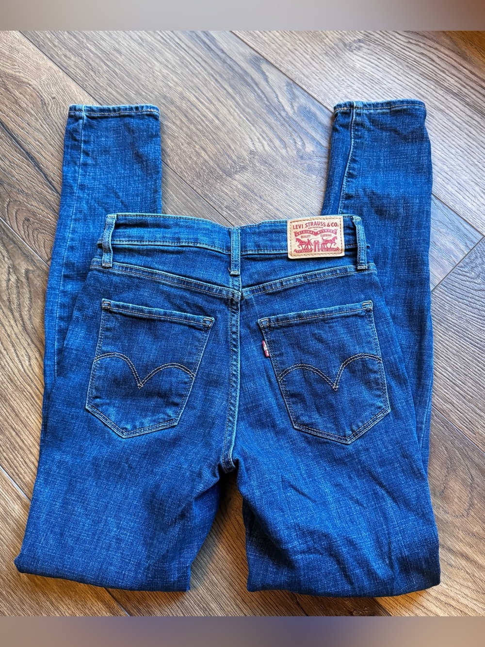 Levi's Women's 721 Skinny Jeans Size 25